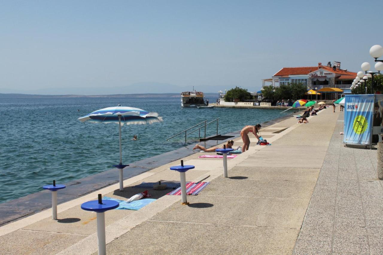 Apartments By The Sea Selce, Crikvenica - 15063 Екстер'єр фото
